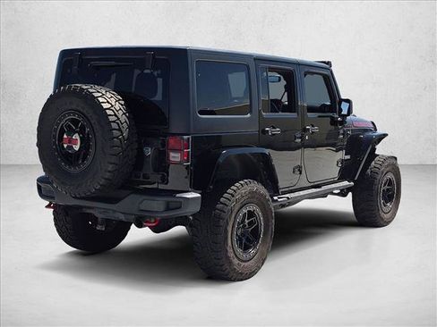 Used 2017 Jeep Wrangler Unlimited Rubicon AWD/4WD image 5