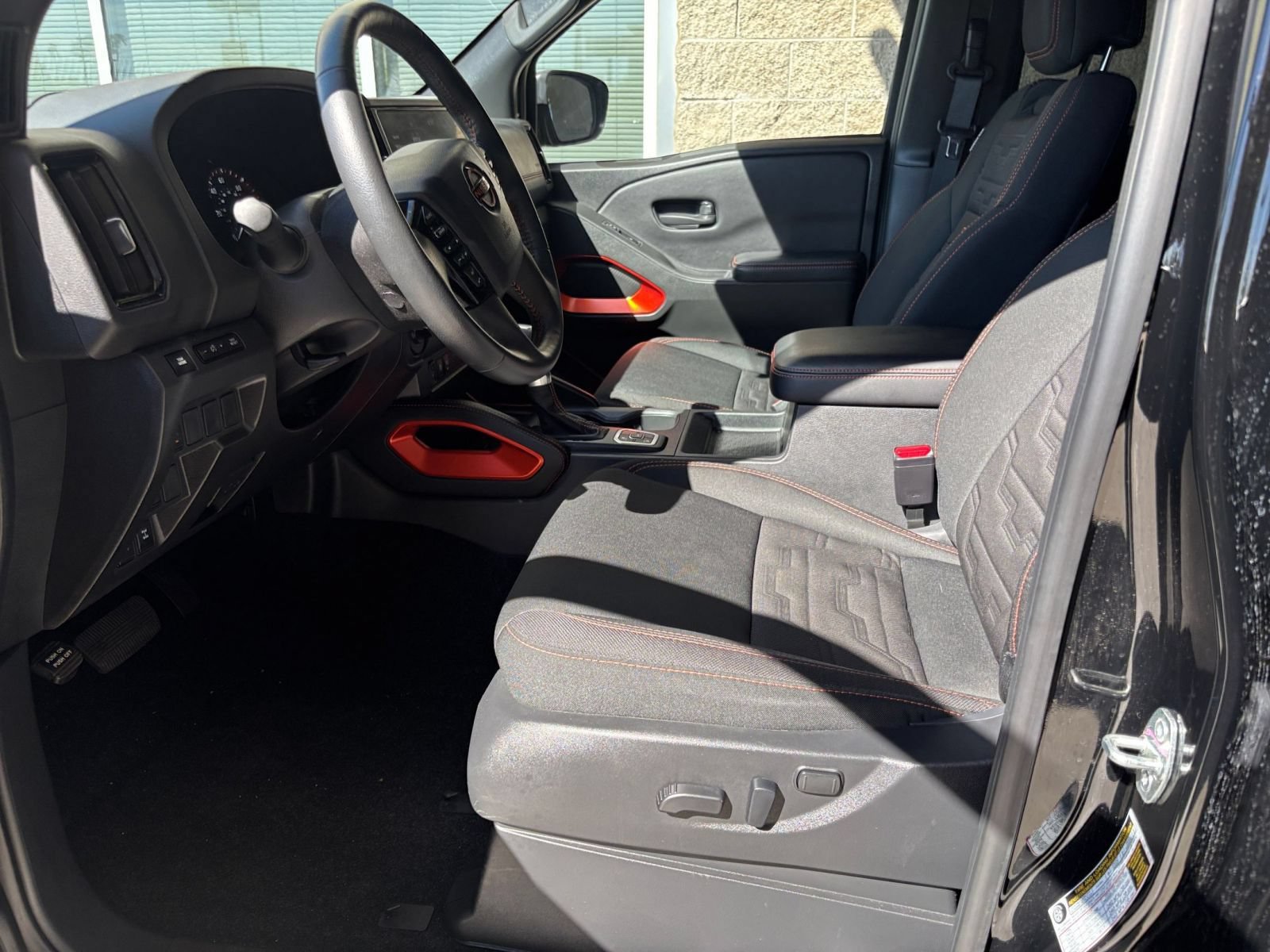Used 2026 Nissan Frontier PRO-4X AWD/4WD image 27