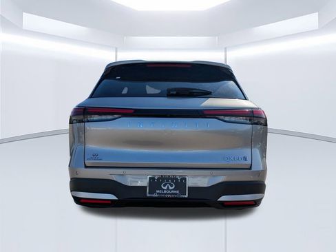 New 2026 INFINITI QX60 Luxe w/ Family Package image 5