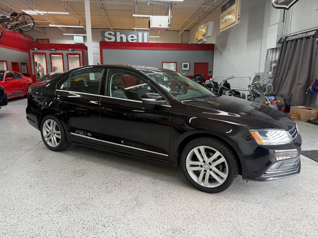 Used 2017 Volkswagen Jetta SEL FWD image 6