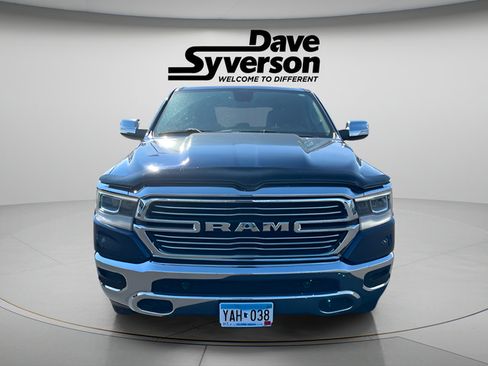 Used 2019 RAM 1500 Laramie AWD/4WD image 2