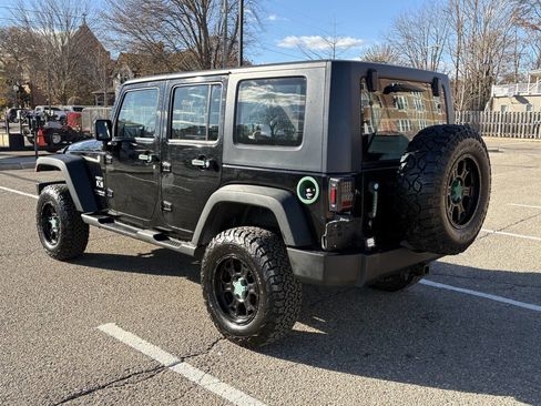 Used 2007 Jeep Wrangler Unlimited X AWD/4WD image 13