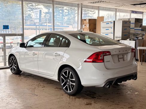 Used 2017 Volvo S60 T5 Dynamic w/ Vision Package image 9