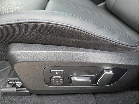 Used 2025 BMW X3 M50 w/ Premium Package image 14