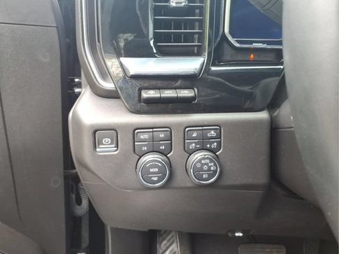 Used 2023 Chevrolet Silverado 1500 LTZ w/ LTZ Premium Package AWD/4WD image 15