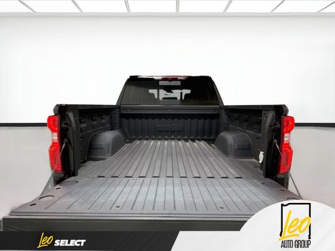 Used 2024 Chevrolet Silverado 1500 High Country AWD/4WD image 31