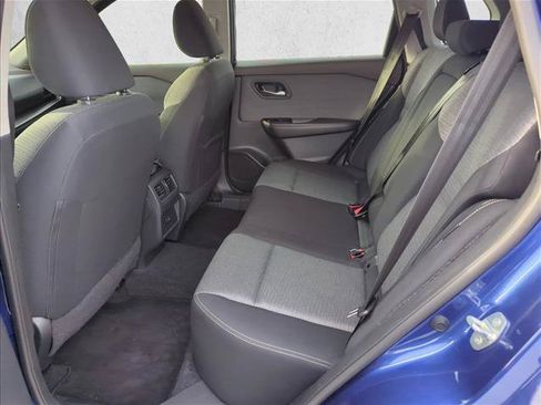 Used 2023 Nissan Rogue SV FWD image 8
