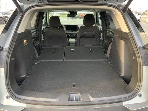 Used 2025 Chevrolet TrailBlazer LT w/ Convenience Package image 12