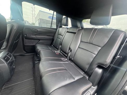 Used 2023 Honda Passport TrailSport image 12