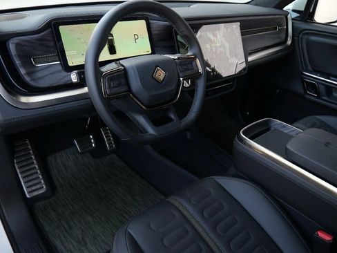 Used 2023 Rivian R1T Adventure image 13