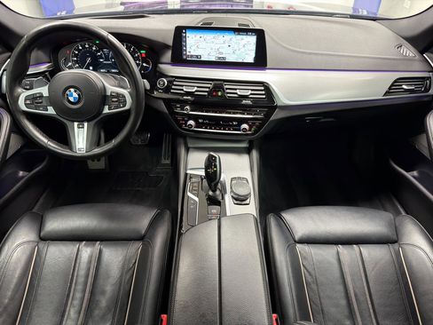 Used 2018 BMW M550i xDrive w/ Driving Assistance Package image 29