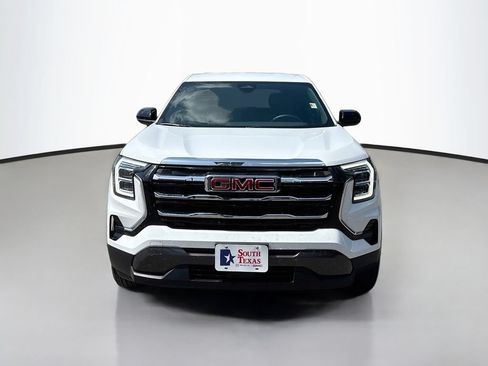 Used 2026 GMC Terrain Elevation FWD image 2