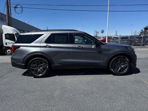 New 2026 Ford Explorer ST AWD/4WD image 6