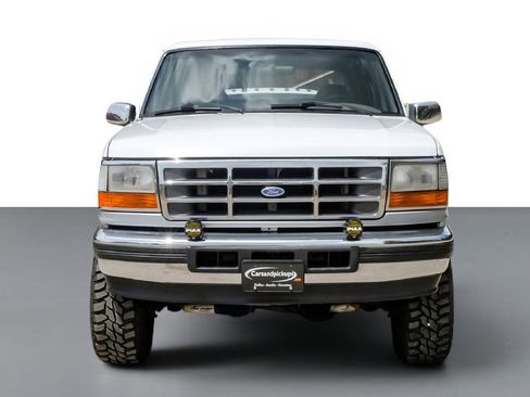 Used 1996 Ford Bronco XLT AWD/4WD image 3