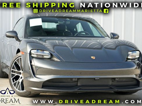 Used 2024 Porsche Taycan image 2