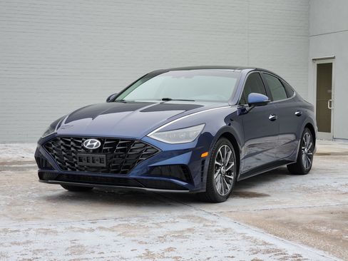 Used 2022 Hyundai Sonata Limited FWD image 4