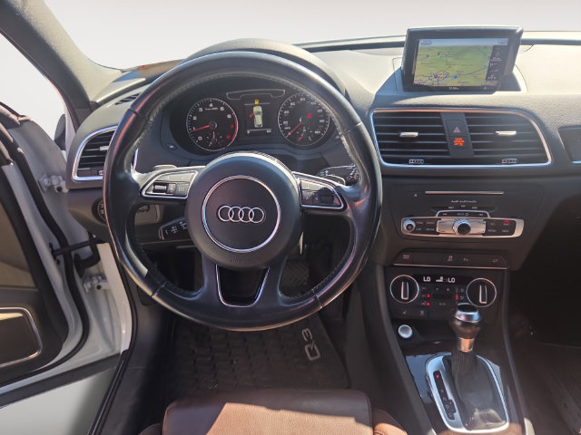 Used 2018 Audi Q3 2.0T Premium Plus w/ Premium Plus Package AWD/4WD image 10