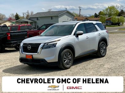 Used 2024 Nissan Pathfinder SV