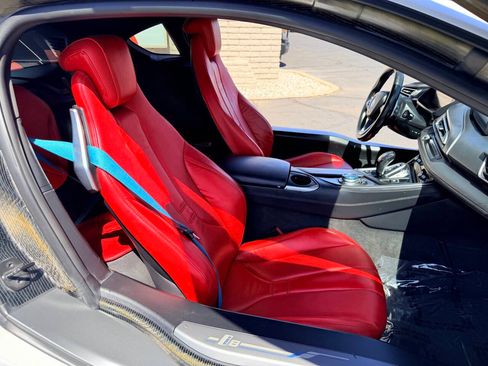 Used 2015 BMW i8 AWD/4WD image 19