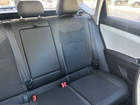 New 2026 Volkswagen Taos SE image 14