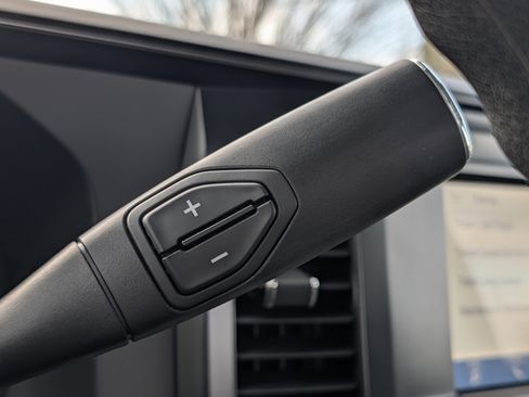 Used 2025 Ford F250 XL w/ STX Appearance Package image 28