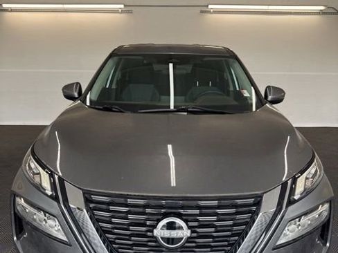Certified 2023 Nissan Rogue SV FWD image 16
