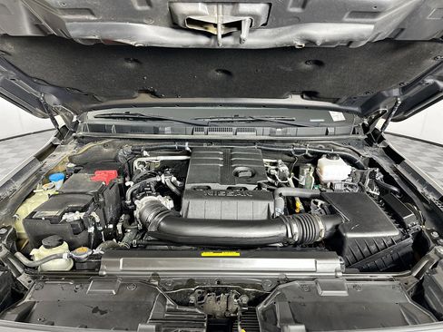 Used 2024 Nissan Frontier SV image 30
