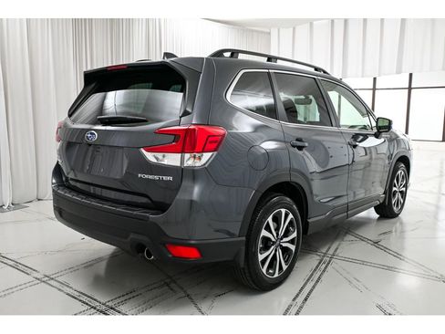 Used 2023 Subaru Forester Limited w/ Popular Package #2 AWD/4WD image 7