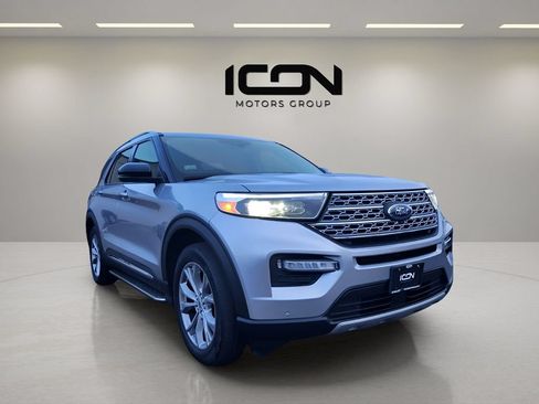 Used 2021 Ford Explorer Limited w/ Equipment Group 301A AWD/4WD image 7
