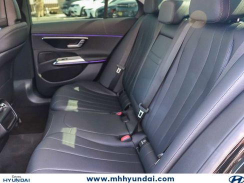 Used 2025 Mercedes-Benz E 350 Sedan image 18
