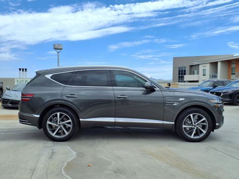 Certified 2026 Genesis GV80 2.5T Advanced AWD/4WD image 7