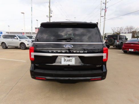 Used 2022 Ford Expedition Max XLT image 11