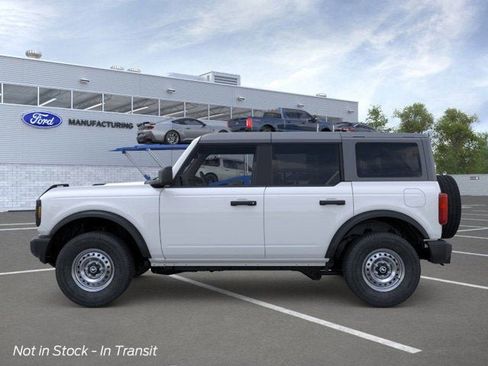 New 2025 Ford Bronco 4-Door image 3