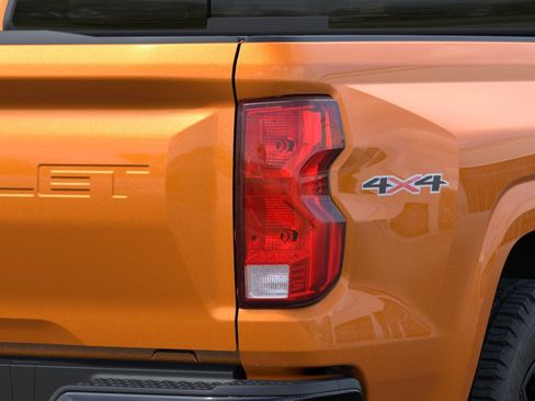 New 2026 Chevrolet Colorado W/T w/ WT Custom Package AWD/4WD image 12