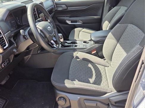 Used 2024 Ford Ranger XLT w/ Technology Package RWD image 10