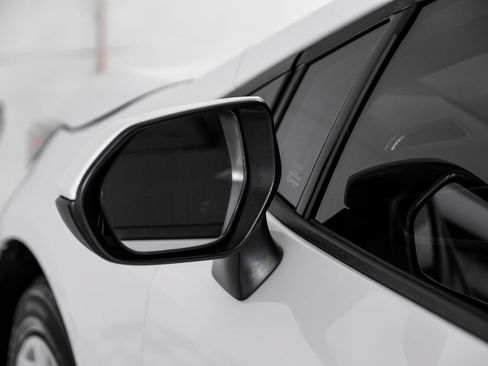Used 2020 Toyota Corolla LE FWD image 39