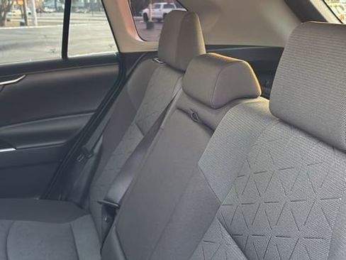 Used 2022 Toyota RAV4 XLE image 29