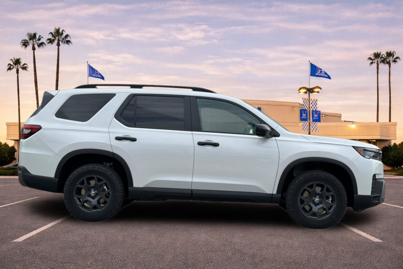 New 2026 Honda Pilot TrailSport image 3