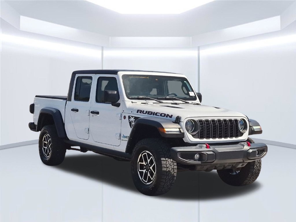 Used 2024 Jeep Gladiator Rubicon w/ Convenience Group AWD/4WD image 9