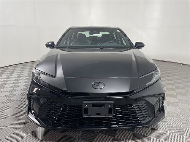 New 2026 Toyota Camry Hybrid AWD/4WD image 2