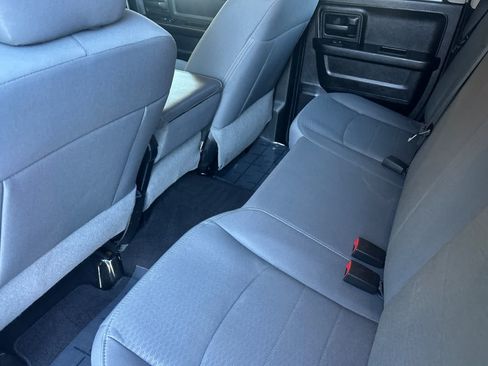 Used 2015 RAM 1500 Express AWD/4WD image 4