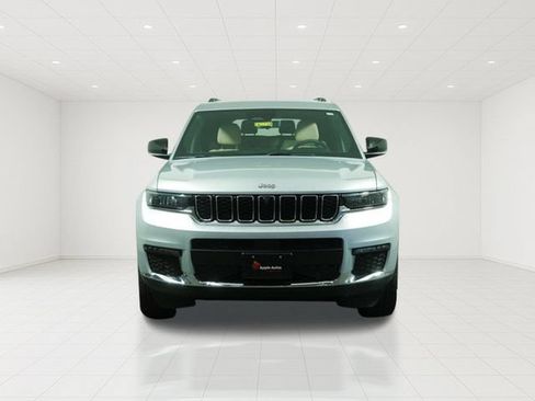 Certified 2023 Jeep Grand Cherokee L Limited w/ Luxury Tech Group II AWD/4WD image 2