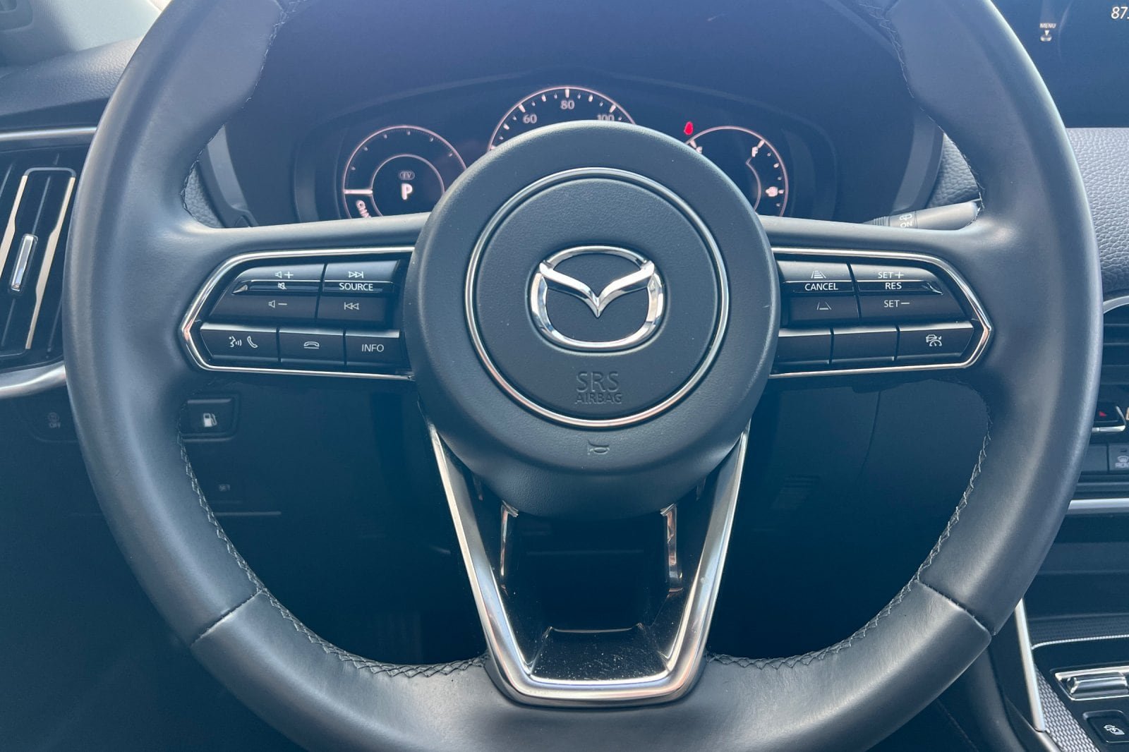 Used 2024 MAZDA CX-90 Plug-In Hybrid w/ Premium Pkg AWD/4WD image 25