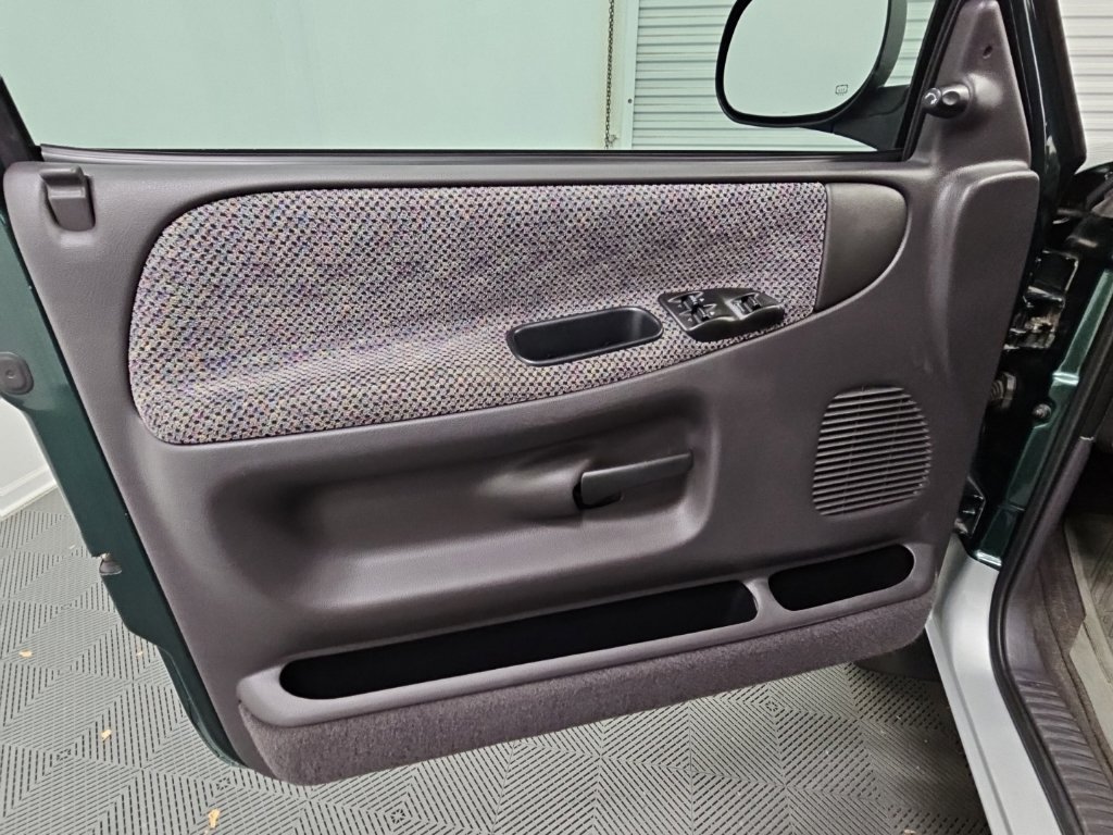 Used 2001 Dodge Ram 1500 Truck 2WD Regular Cab image 21