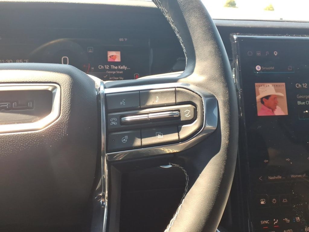 Used 2024 GMC Acadia Denali FWD image 18