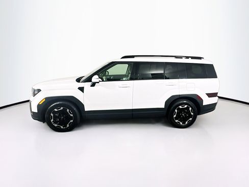 Used 2025 Hyundai Santa Fe SEL image 4