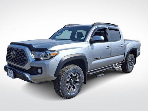 Used 2023 Toyota Tacoma TRD Off-Road image 1
