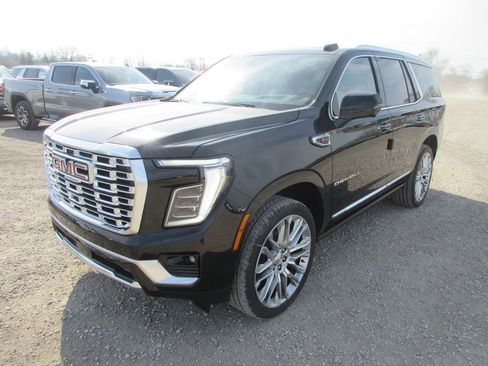 New 2026 GMC Yukon Denali image 9