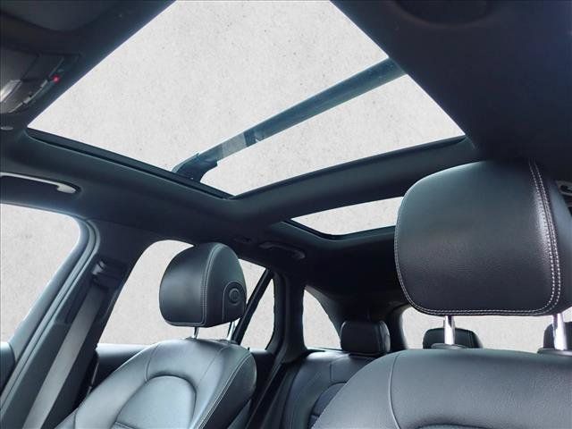 Used 2022 Mercedes-Benz GLC 300 4MATIC image 14