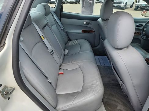 Used 2006 Buick LaCrosse CXS FWD image 35